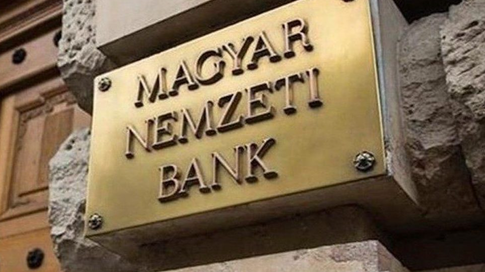 Adatkérés a jegybanktól, ajánlat a Hungarikumtól - Népszava cikk