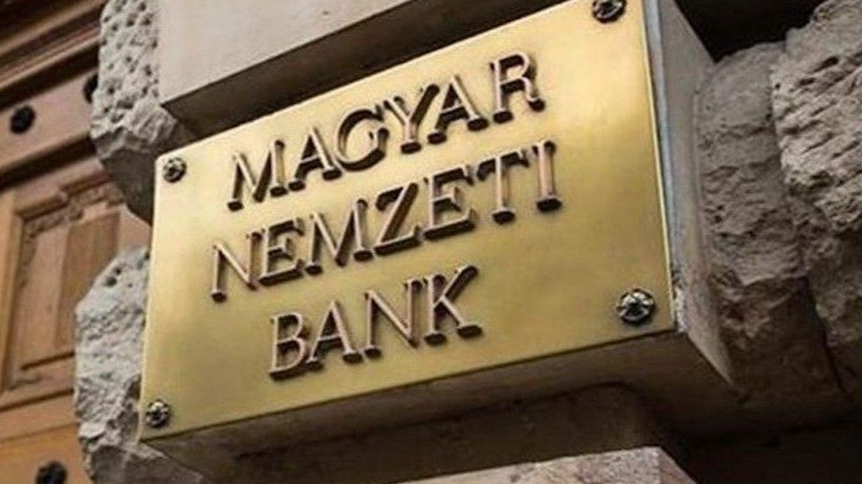 Elfogult volt egy biztosítóval szemben az alkuszcég, le is csapott rá az MNB - Portfolio cikk